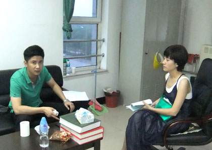 央視《感動生命》劇組取景北京化工大學北方學院4