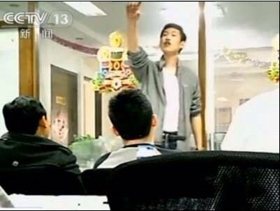 央視全程暗訪曝哈爾濱理工大學考研作弊3