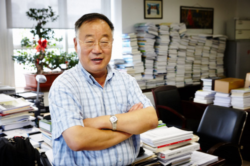 秦大河:應對全球變暖需要教育等多方面行動-中國教育1