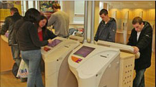 英國新聞:專家警告:英國失業率將繼續上升1