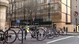 英國留學:全球高教排名:英國第十1