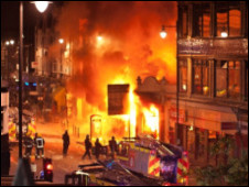 2011英國BBC:倫敦騷亂:烈焰映出了什么?2