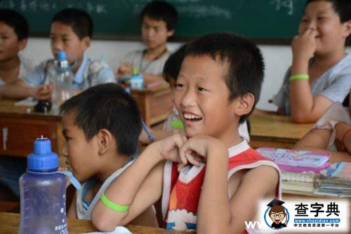 理工青年實踐團為孩子們撐起成長的傘3