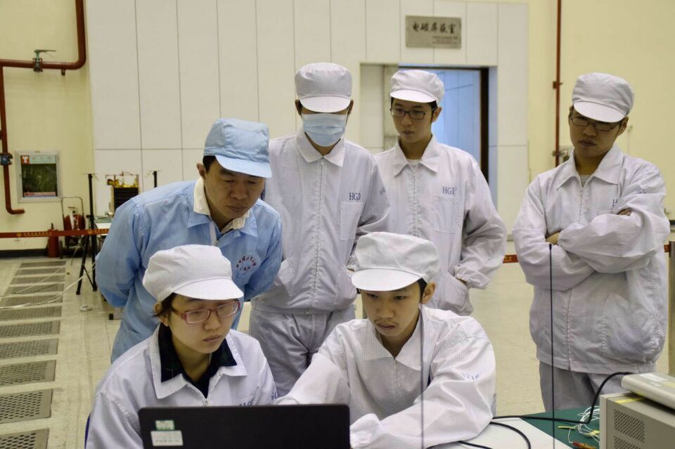 國內首顆大學生自主研制管控納衛星上天