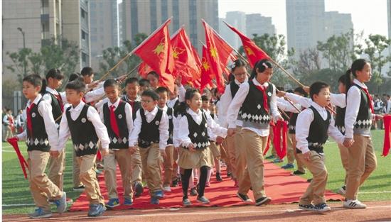 余杭區各小學喜迎第66個少先隊建隊日1