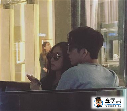 井柏然倪妮攜手虐死單身狗 甜蜜相擁逛超市4