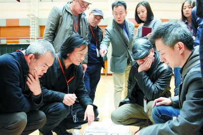 “怪題”闖入美術高考 “反套路”讓藝考背題無用武之地1